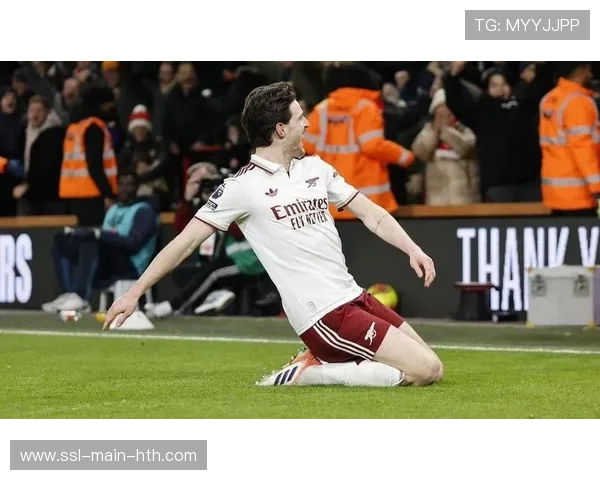 英超争冠白热化：阿森纳领先优势面临曼城与维拉挑战