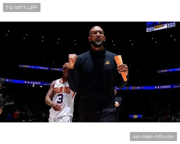 “告别巡演？克里斯·保罗重返新奥尔良受到全场致敬”